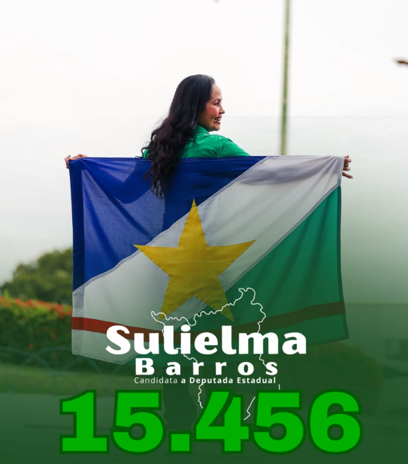 Sulielma Barros com a bandeira de Roraima