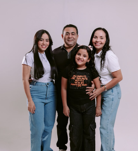 Sulielma Barros com sua família
